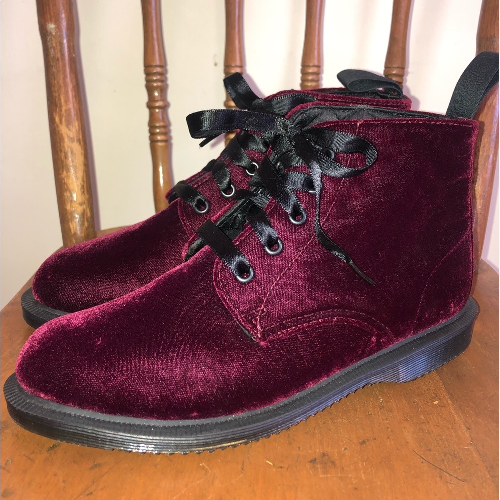 Dr Martens Lana cherry red velvet ankle boots in EUC!
